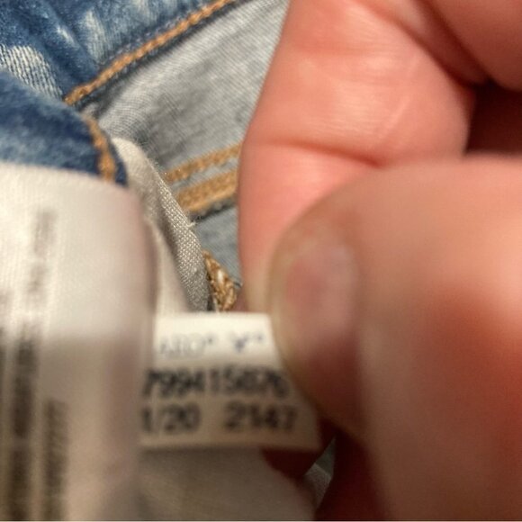 AMERICAN EAGLE Sz 6 Distressed Highest Rise Jeggings Light Wash NWT - Picture 13 of 15